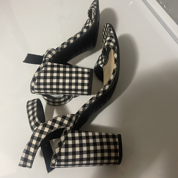 Circus black and white checked sandals. - Picture 4 of 5